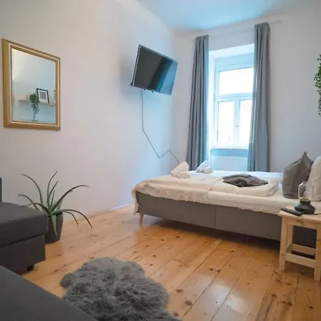 Cosy And Spacious In The Heart Of * Innsbruck